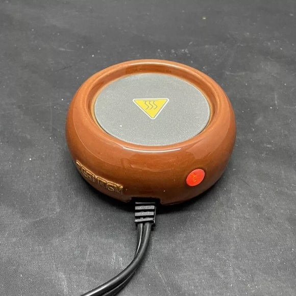 🔥 Scentsy’s Maple Leaf Warmer - Picture 3 of 6